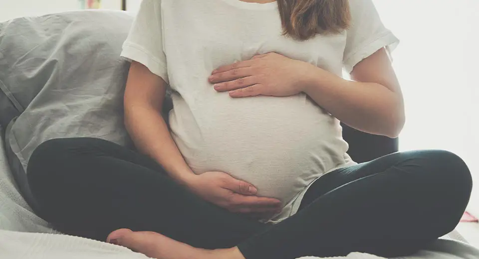 Pregnant women should avoid fasting in any shape or form